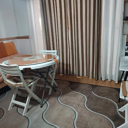 Apartment Bolero *